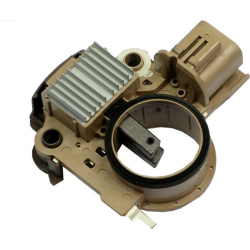  reguliatorius, kintamosios srovės generatorius <small>AS</small>