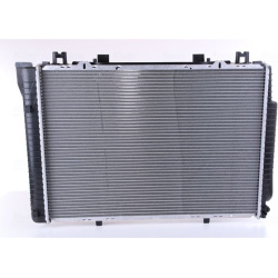  radiatorius, variklio aušinimas