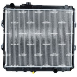  radiatorius, variklio aušinimas