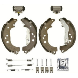 stabdžių trinkelių komplektas <small>Brake Kit</small>  stabdžių trinkelių komplektas <small>Brake Kit</small>