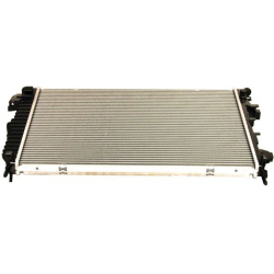  radiatorius, variklio aušinimas