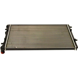  radiatorius, variklio aušinimas